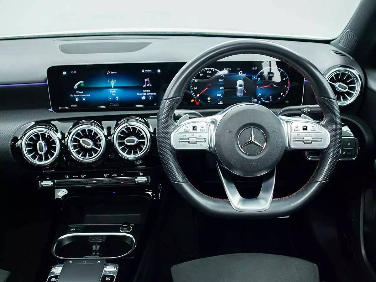 Vehicle Image for 15/17for Mercedes-Benz A-Class A200 Hatch AMG Line