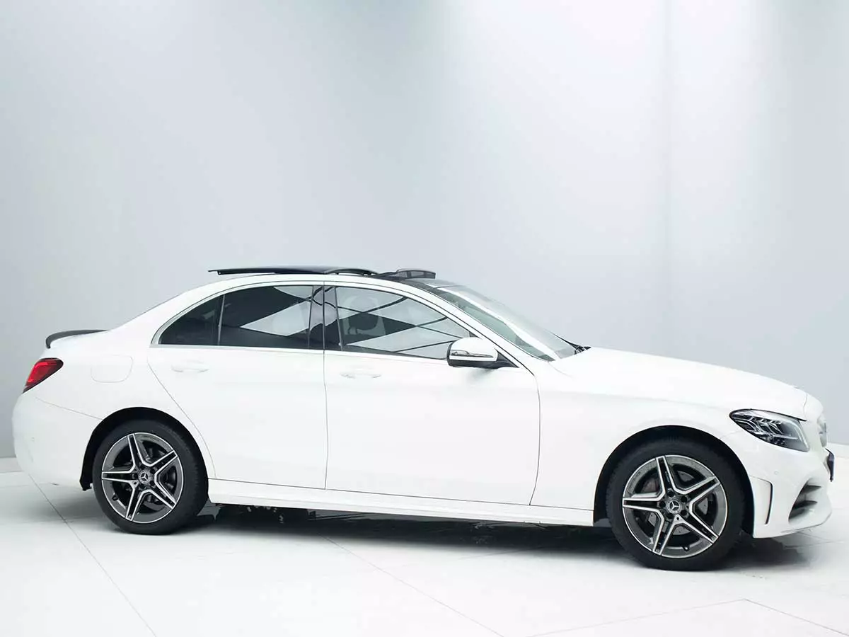 Vehicle Image for 4/17for Mercedes-Benz C-Class C200 AMG Line