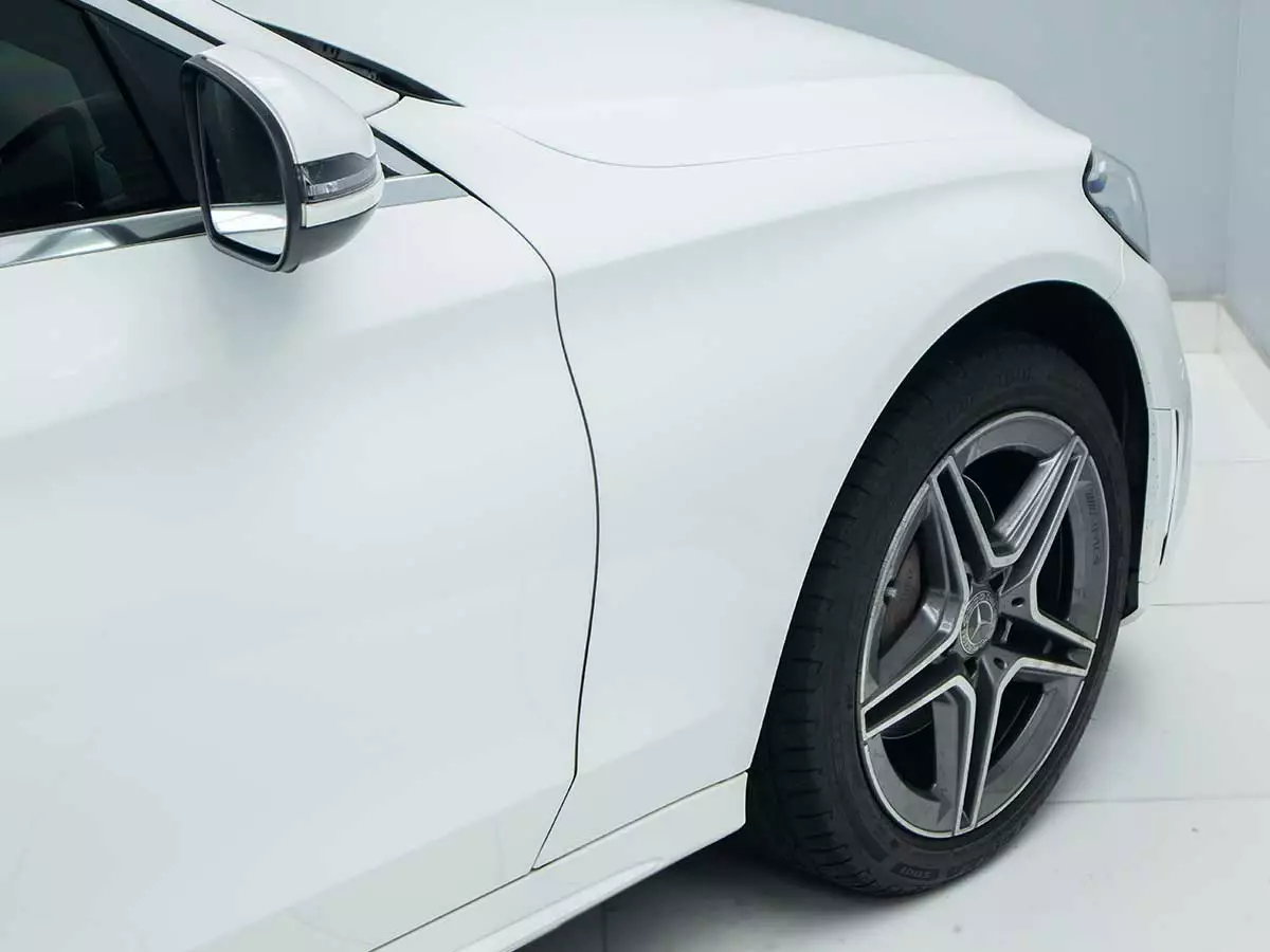 Vehicle Image for 7/17for Mercedes-Benz C-Class C200 AMG Line