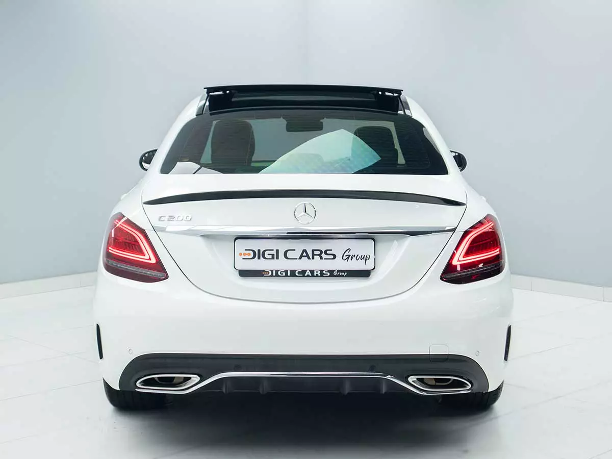 Vehicle Image for 9/17for Mercedes-Benz C-Class C200 AMG Line