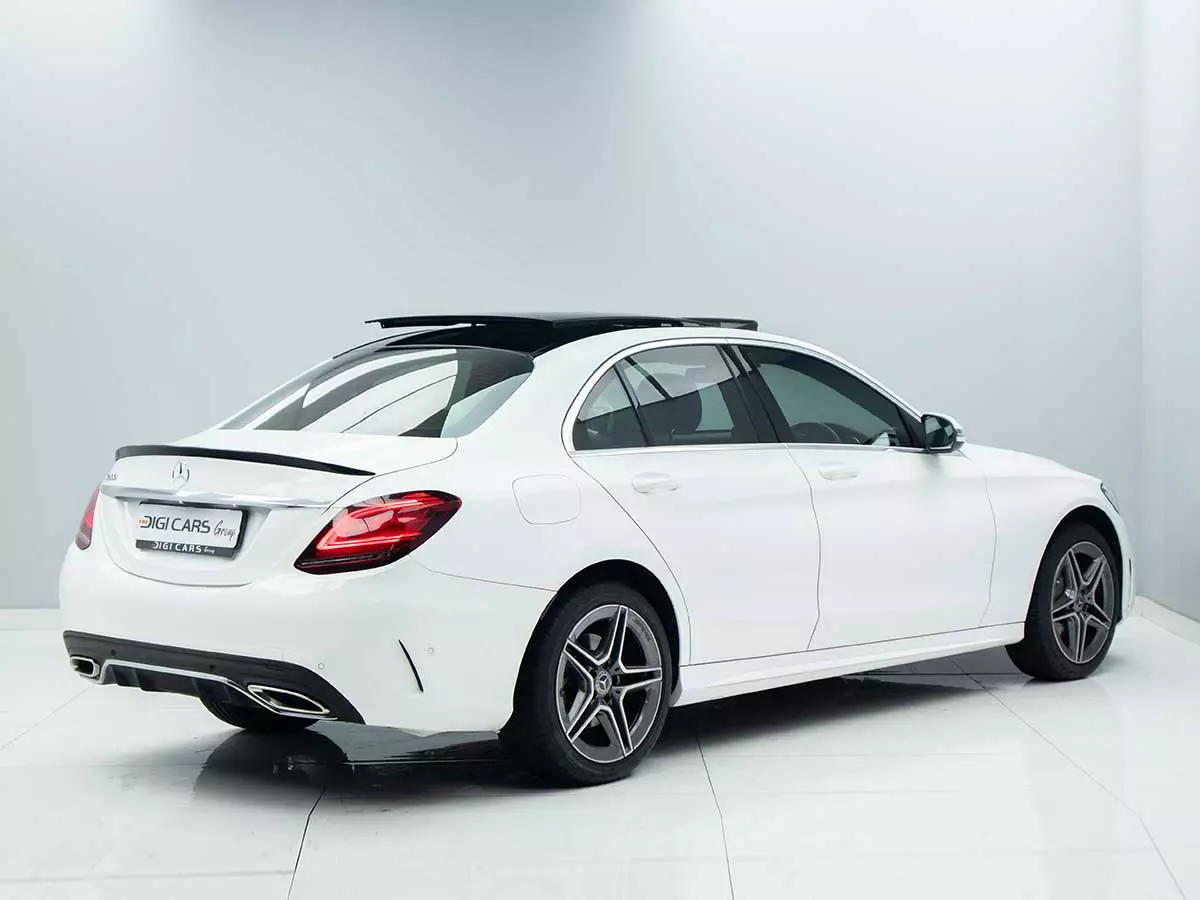 Vehicle Image for 5/17for Mercedes-Benz C-Class C200 AMG Line