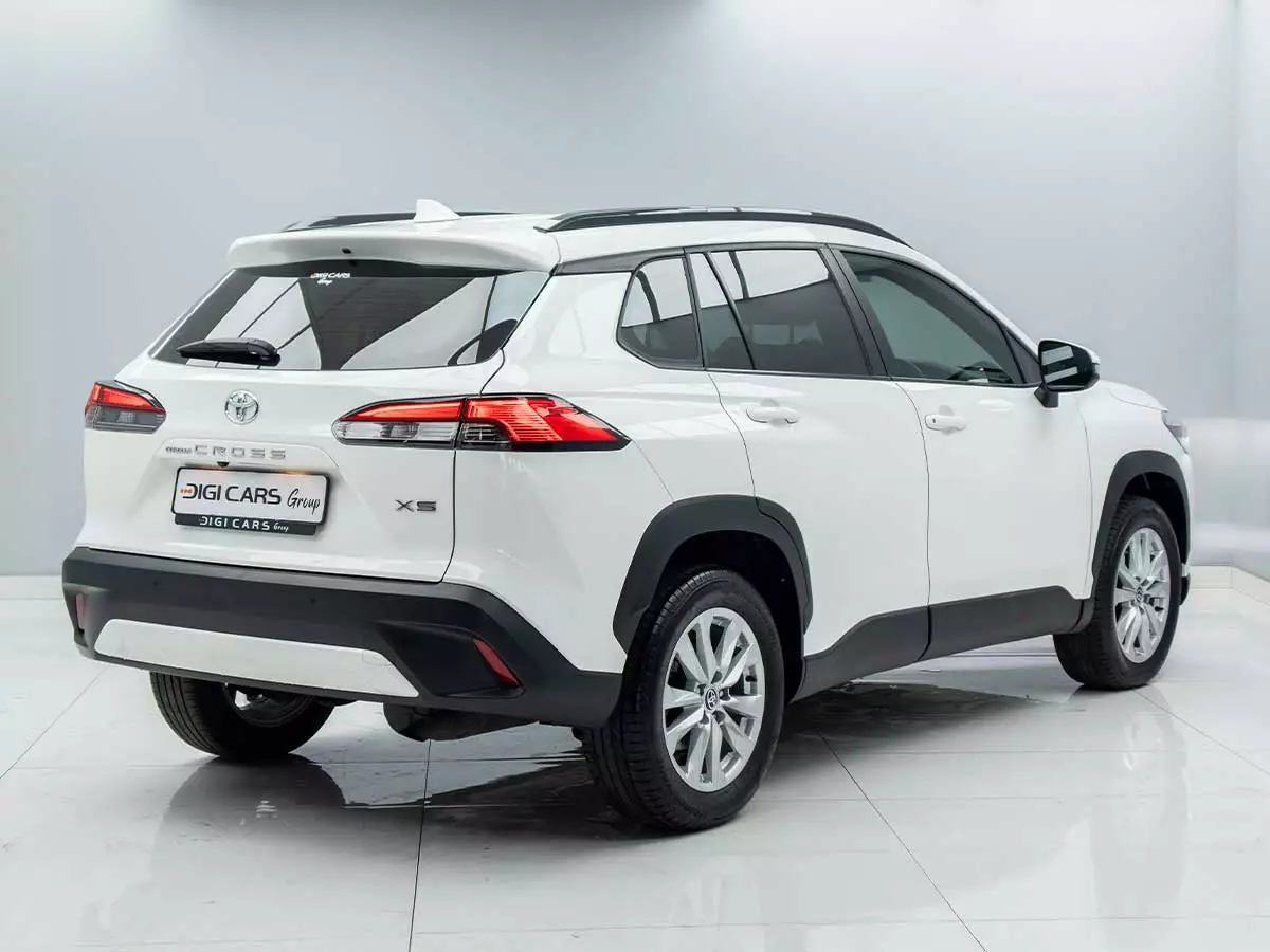 Vehicle Image for 5/17for Toyota Corolla Cross 1.8 XS
