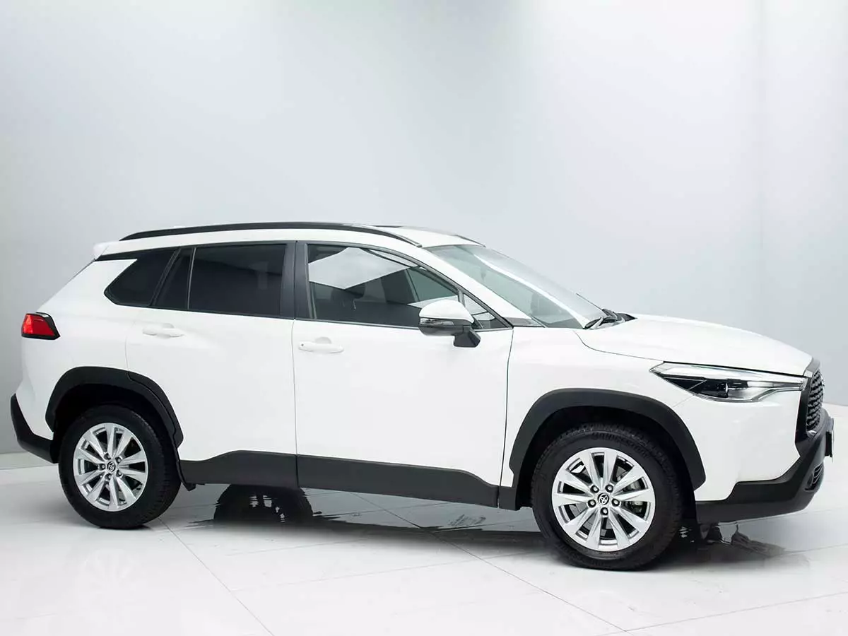 Vehicle Image for 4/17for Toyota Corolla Cross 1.8 XS