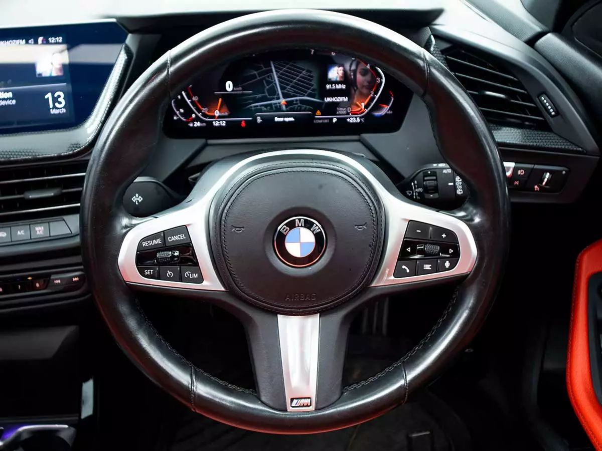 Vehicle Image for 10/17for BMW 1 Series 118i M Sport