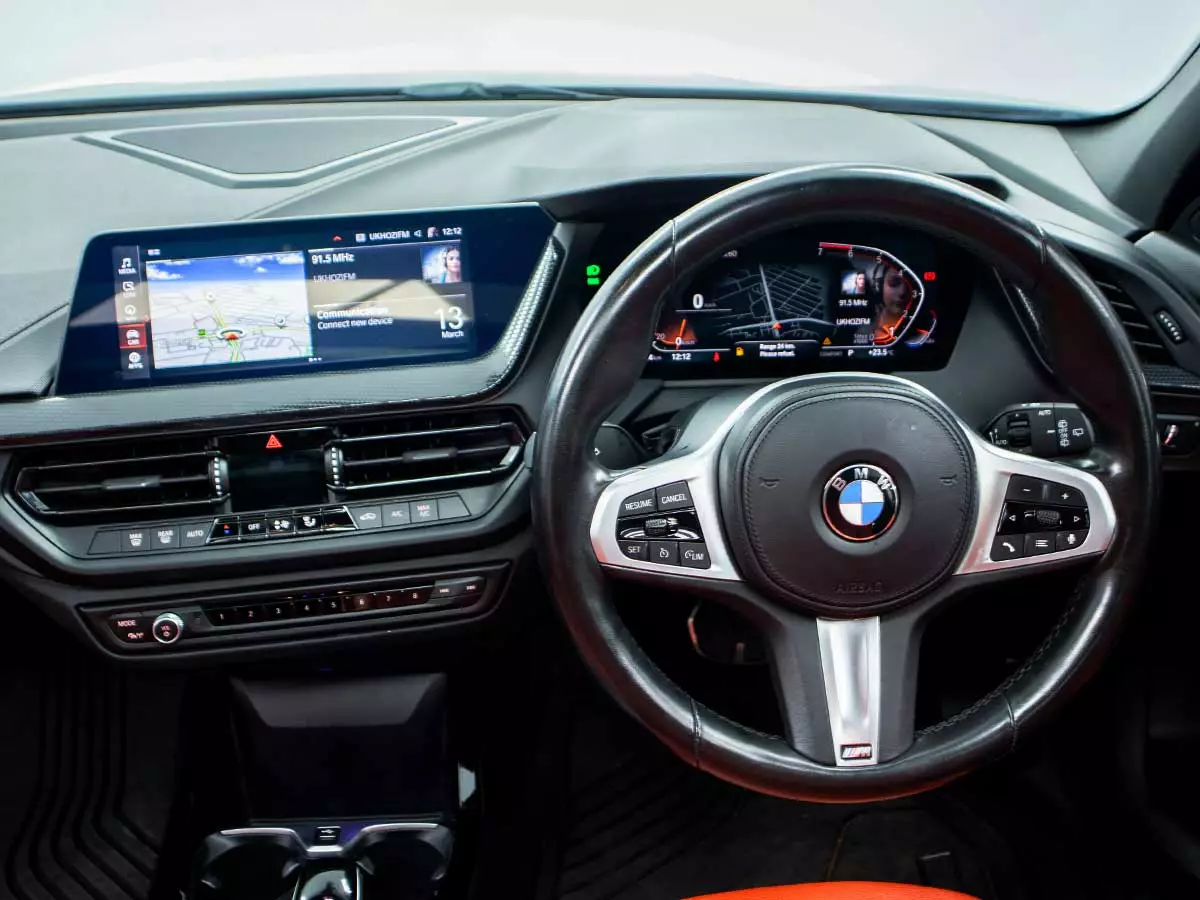 Vehicle Image for 15/17for BMW 1 Series 118i M Sport