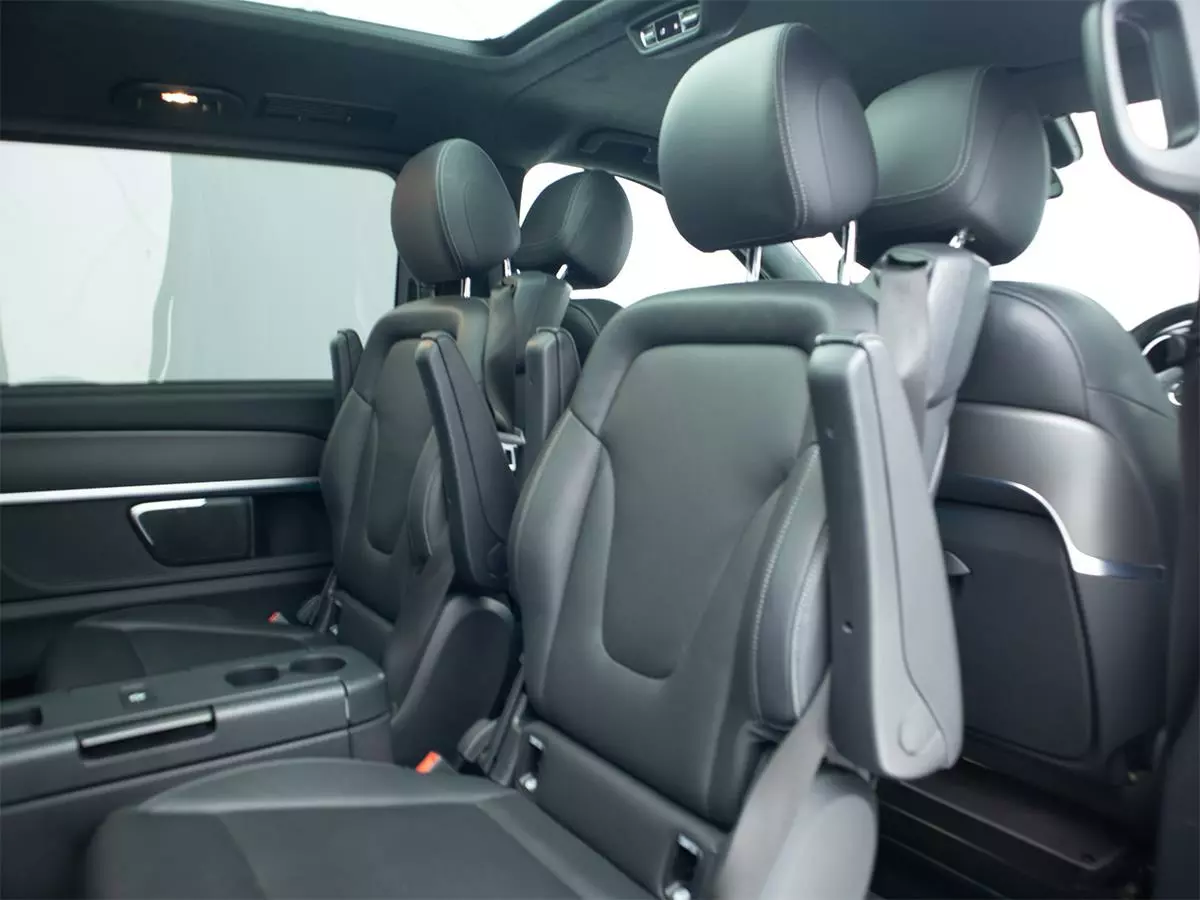 Vehicle Image for 17/18for Mercedes-Benz V-Class V300d Exclusive AMG Line