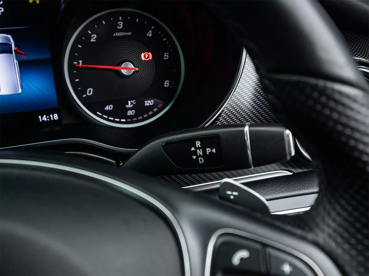 Vehicle Image for 12/18for Mercedes-Benz V-Class V300d Exclusive AMG Line