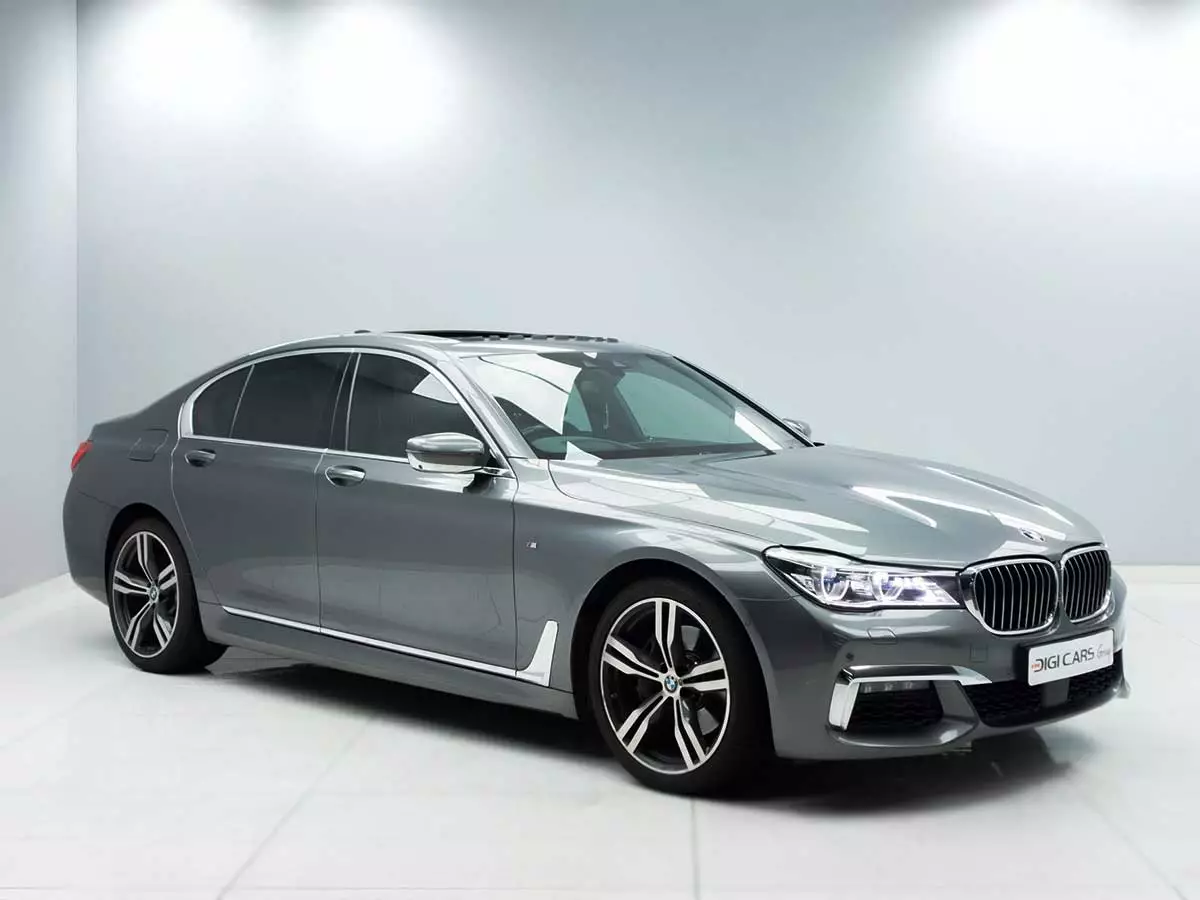 BMW 7 Series 740i M Sport 2017