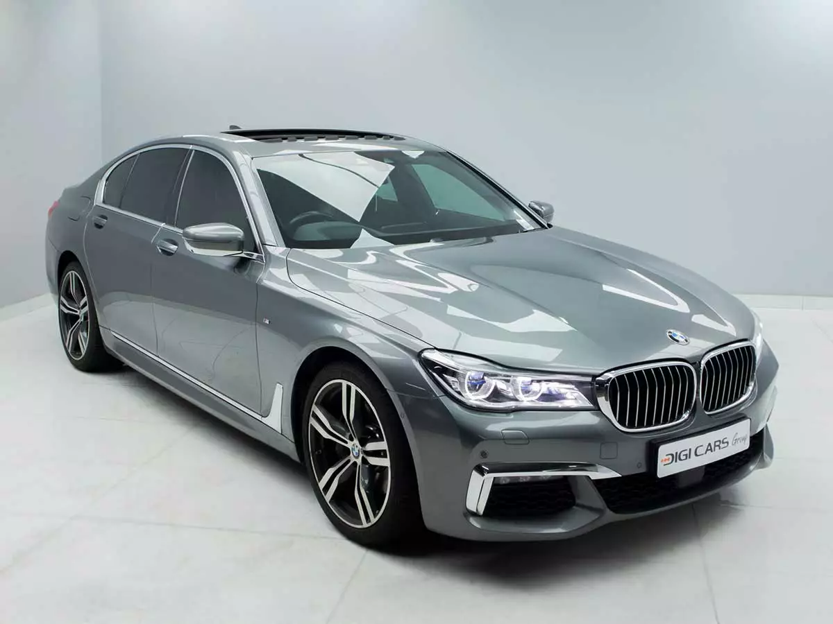 Vehicle Image for 2/17for BMW 7 Series 740i M Sport