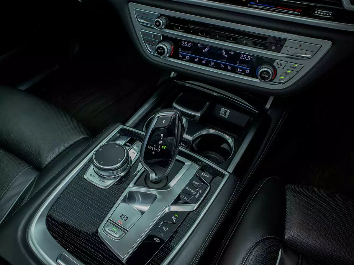 Vehicle Image for 12/17for BMW 7 Series 740i M Sport