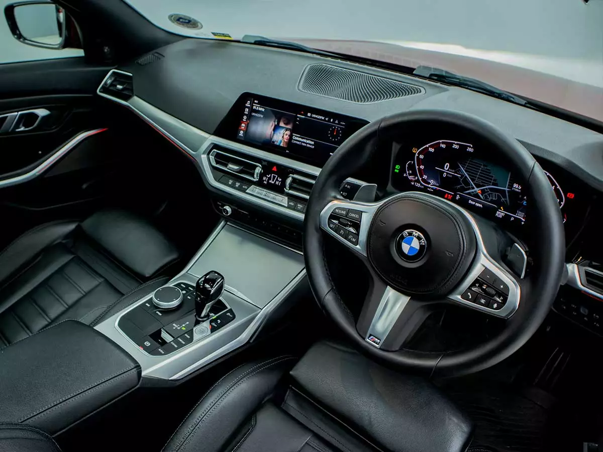 Vehicle Image for 13/17for BMW 3 Series 330i M Sport