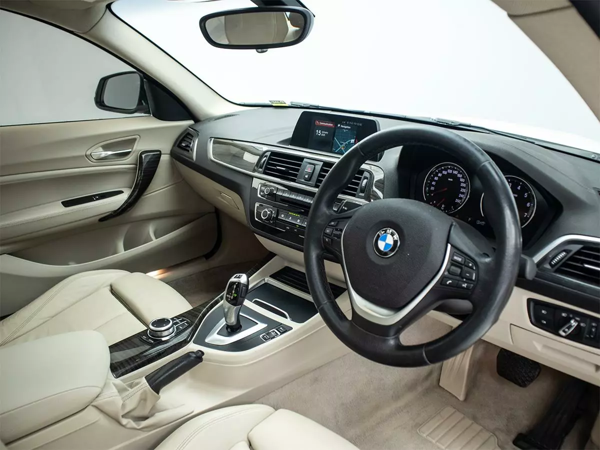Vehicle Image for 13/17for BMW 2 Series 220i Coupe Luxury Auto