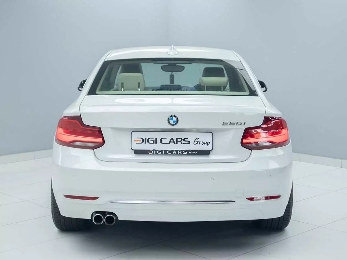 Vehicle Image for 9/17for BMW 2 Series 220i Coupe Luxury Auto