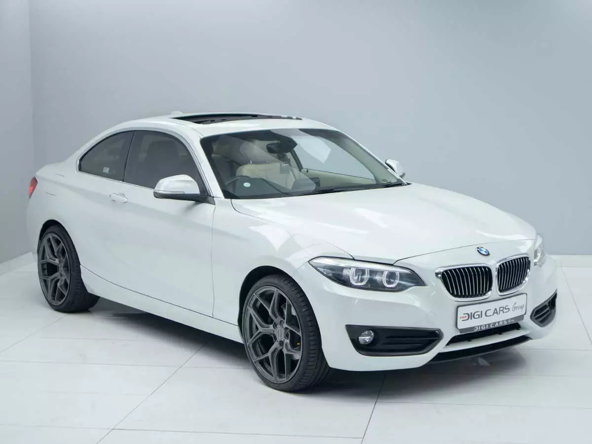 Vehicle Image for 2/17for BMW 2 Series 220i Coupe Luxury Auto