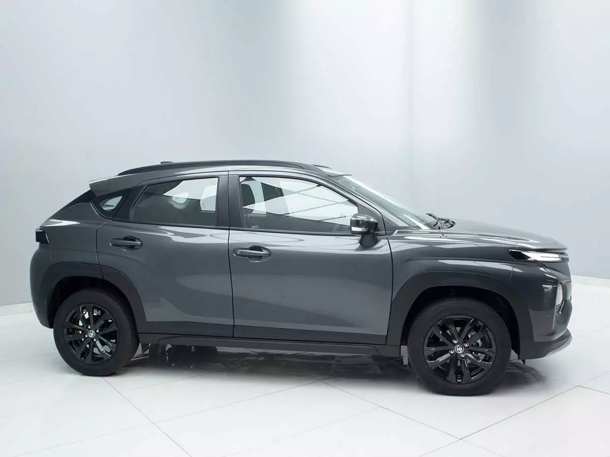 Vehicle Image for 4/17for Toyota Starlet Cross 1.5 XS Auto