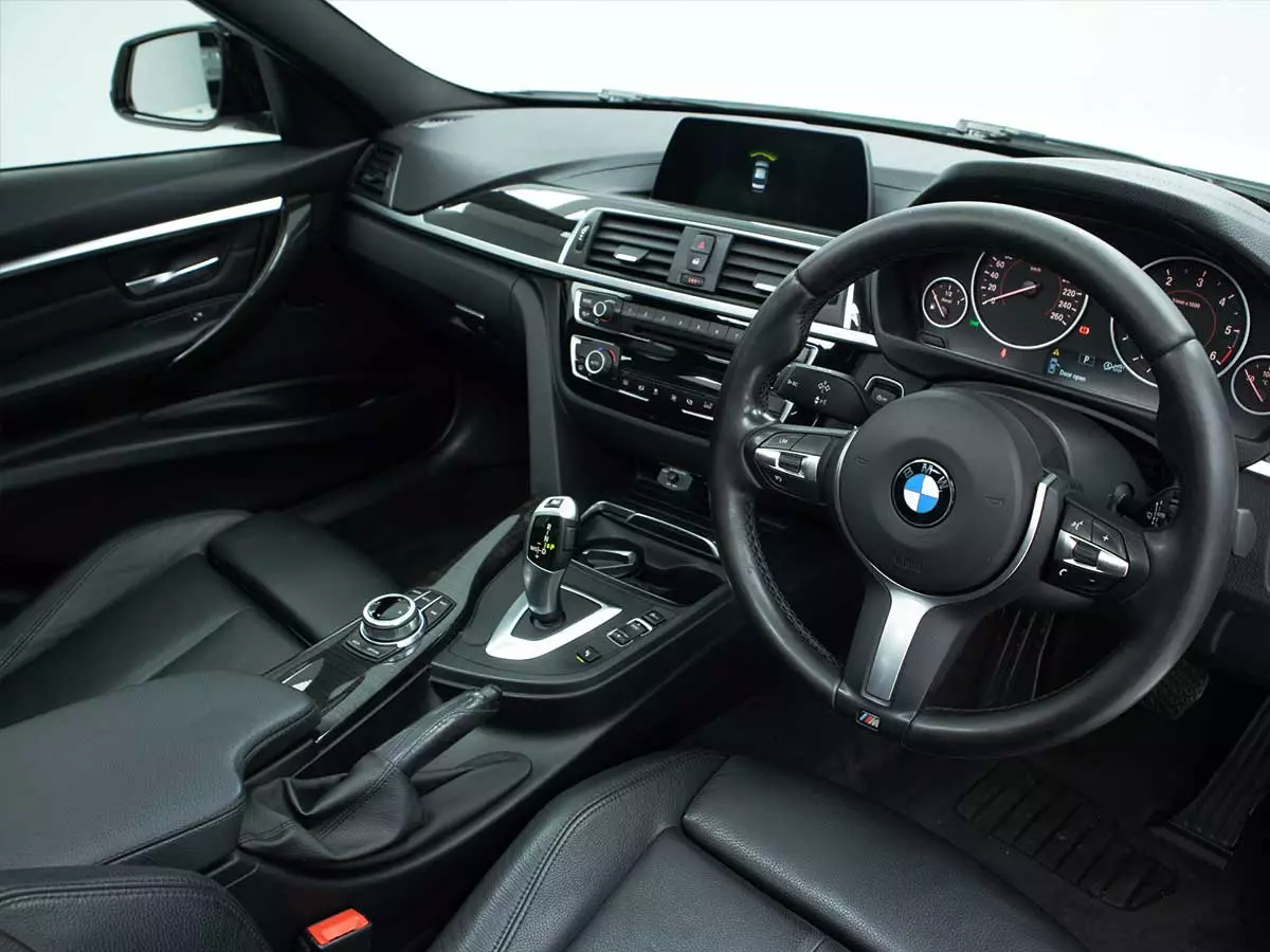 Vehicle Image for 13/17for BMW 3 Series 320d M Sport auto