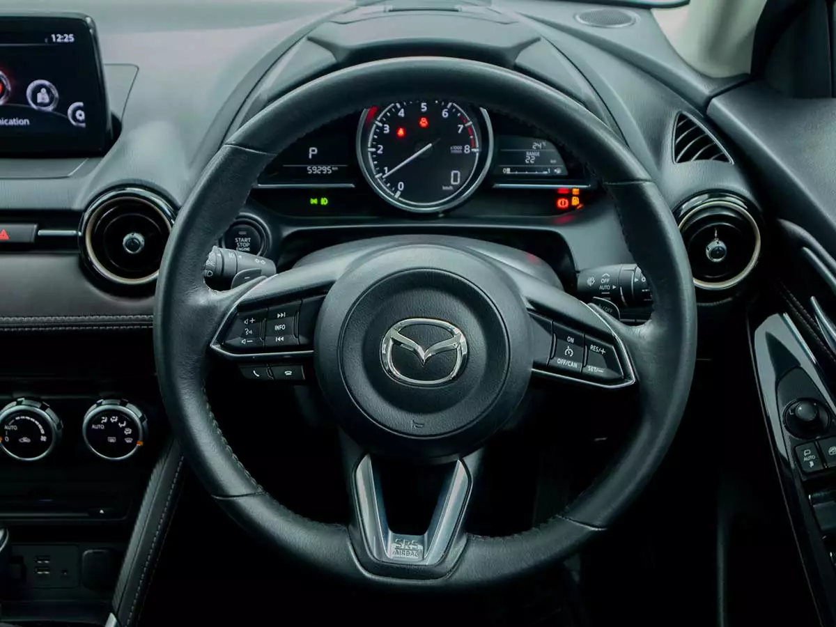 Vehicle Image for 10/17for Mazda Mazda2 1.5 Individual Plus