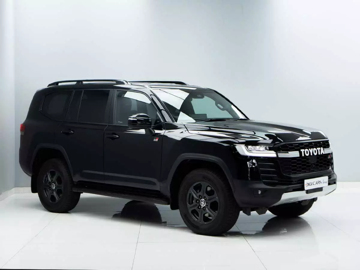 Toyota Land Cruiser 300 3.3D GR-Sport 2025