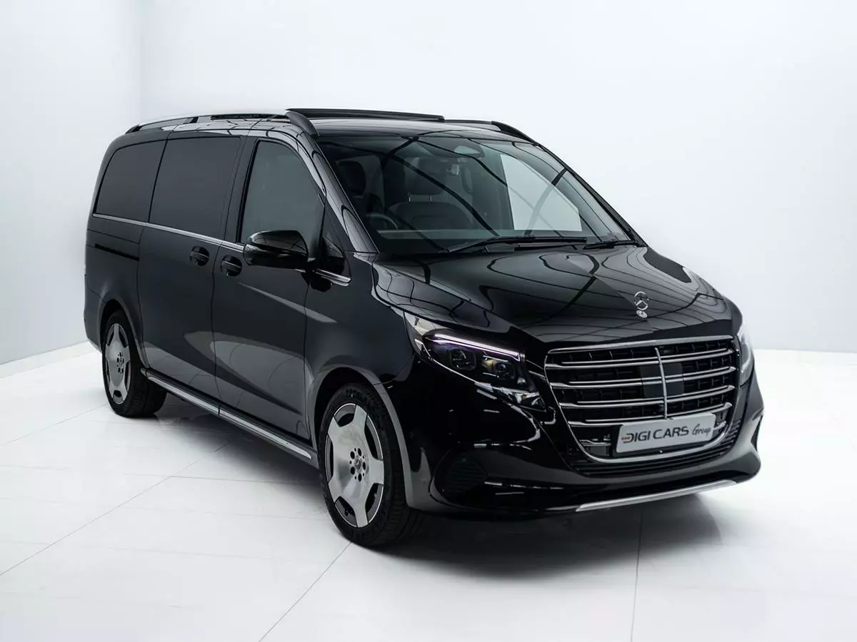 Vehicle Image for 2/19for Mercedes-Benz V-Class V300d Exclusive