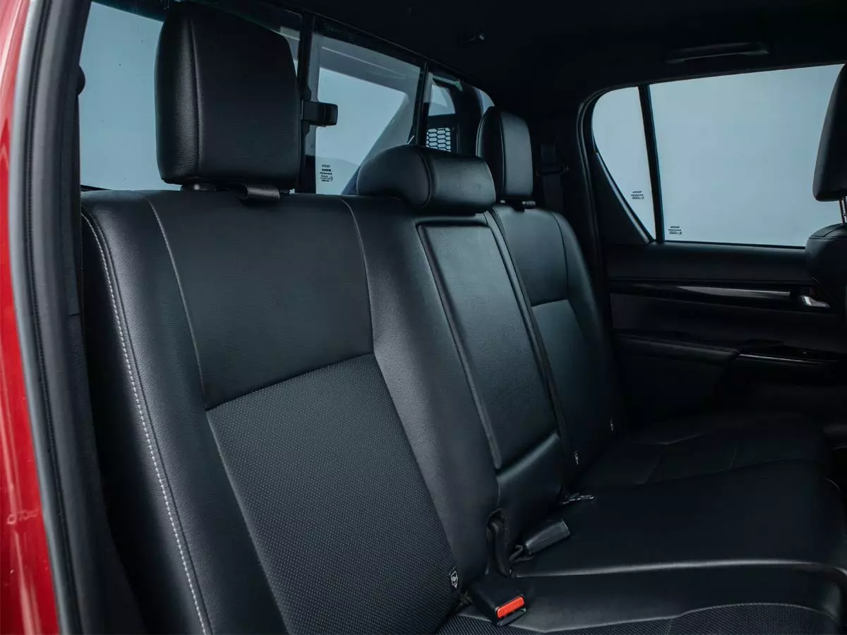 Vehicle Image for 16/17for Toyota Hilux 2.8GD-6 Double Cab Legend 50 Auto