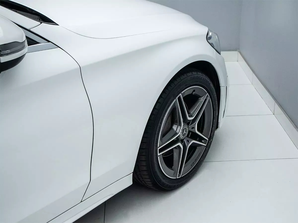 Vehicle Image for 7/18for Mercedes-Benz C-Class C200 AMG Line