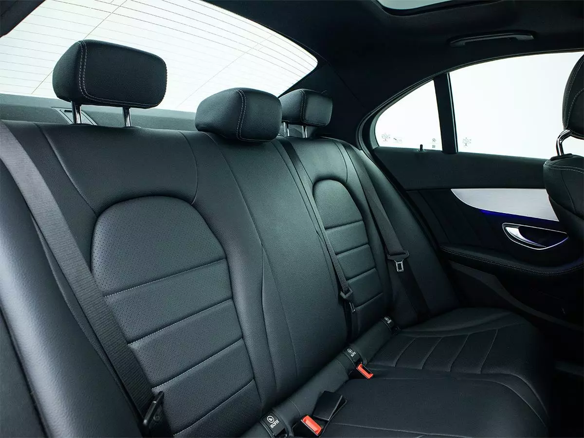 Vehicle Image for 17/18for Mercedes-Benz C-Class C200 AMG Line